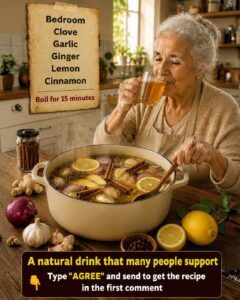 Boiling Cinnamon, Cloves, Garlic, Ginger, Lemon, and Onion: Is This Traditional Home Drink Really Worth Trying?