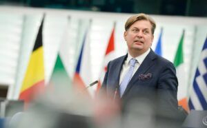Alman AfD milletvekili Krah’dan Erdoğan’a övgü: Türkiye ile ortaklığımız engelleniyor