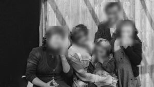 Ara Güler’in objektifinden “Küçük Macaristan”: Pendik’teki Macar mültecilerin fotoğrafları sergide