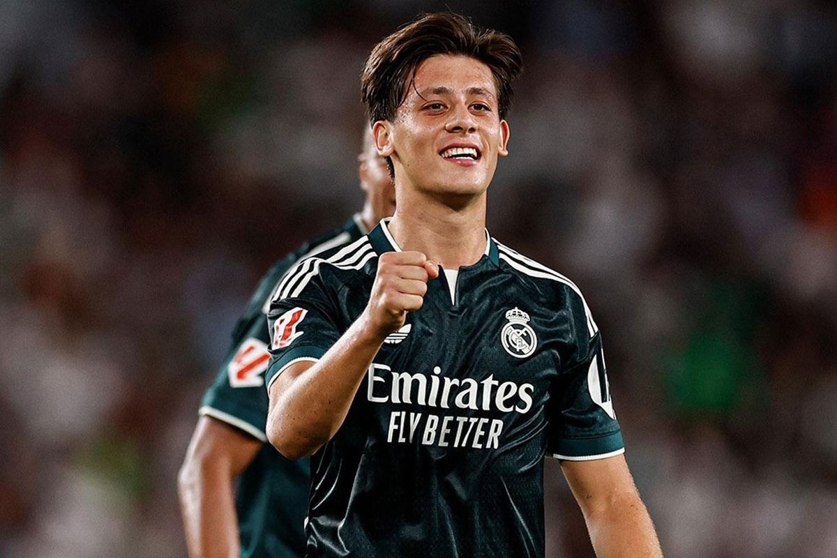 Real Madrid formasıyla Arda Güler (haber görseli)