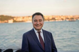 Babacan, fon dolandırıcılığında SPK’yı eleştirdi: ‘Alternatif bizleriz’