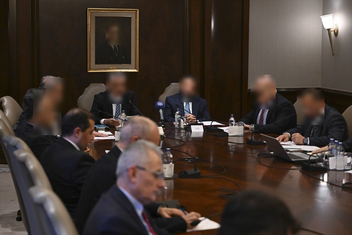 Çankaya Köşkü'nde Türkiye'nin Yeni Anayasa Gündemi toplantısı