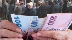 Çalışan emekliye rapor parası var mı? SGK’da kritik şart: Maaşı kestirmek ya da SGDP