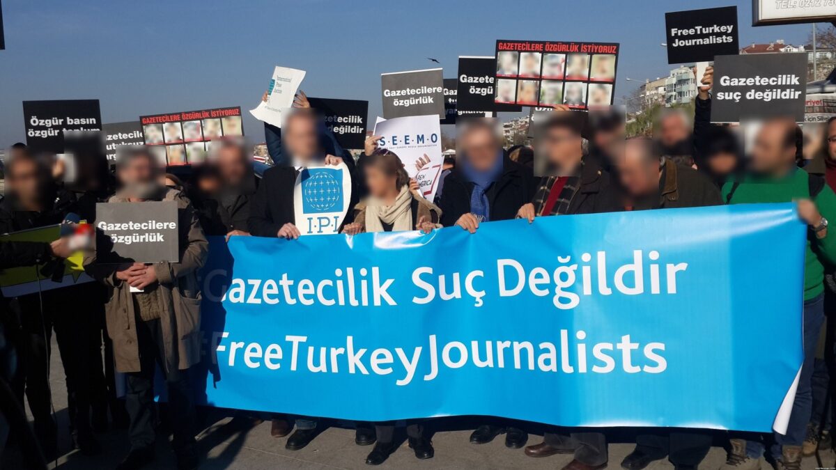 Gazetecilerin basın özgürlüğü eyleminden arşiv fotoğrafı