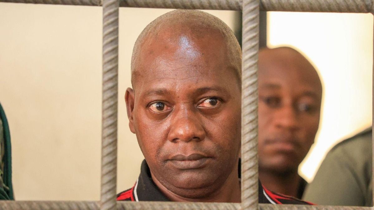 Kenya'daki açlık tarikatı davasında yargılanan Papaz Paul Mackenzie mahkemede