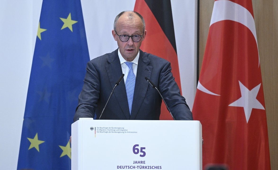 Almanya Başbakanı Friedrich Merz, İş Gücü Anlaşması'nın 65. yıl dönümü etkinliğinde konuşurken
