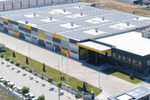 Tekstilde kapanma dalgası: TYH Tekstil 13 fabrikasından 7’sini kapattı, 5 bin çalışanla yollar ayrıldı